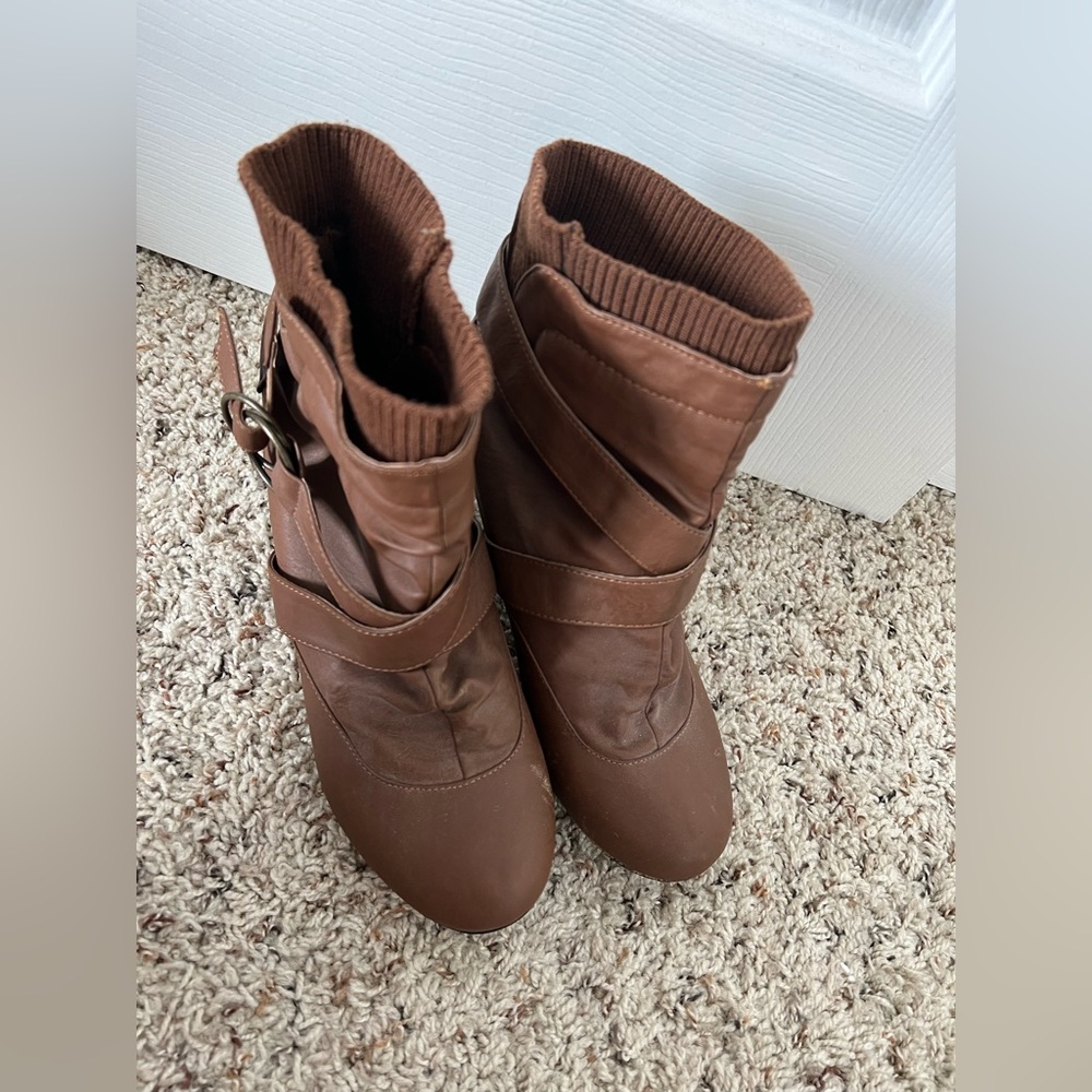 Booties - Picture 4 of 5